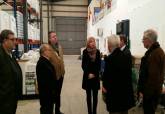 Visita de Caldern junto a la consejera de Familia al Banco de Alimentos y la Residencia de Fuente Cubas