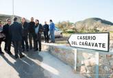 Jos Lpez visita las obras de reparacin del muro de la carretera RM E-22