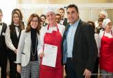 Entrega de diplomas a los alumnos de los cursos de Cocina y Restauraci�n de la ADLE