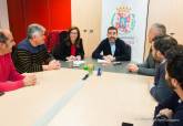 El alcalde y la vicealcaldesa se re�nen con el comit� de empresa de Navantia