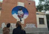 Grafittis en el IES Isaac Peral por el proyecto Lovefest