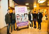 Presentaci�n de la obra de teatro 'Un tonto en una caja'