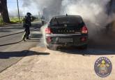 Incendio de veh�culo junto al helipuerto de Santa Ana