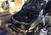 Incendio de veh�culo junto al helipuerto de Santa Ana