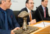 La primera edición de los premios Tomás Ferro otorgará 6.000 euros al mejor trabajo de Investigación Agronómica