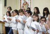 El coro de Maristas cantando el Akathistos en la Parroquia de San Gins, acto al que acudi el alcalde