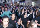 Flashmob del D�a de la Danza en la Puerta de Murcia