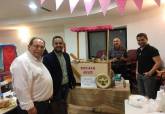 Los alumnos de FP Bsica del ISEN venden sus productos en el III Mercadillo Solidario