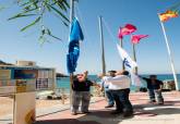 Las Playas de Cartagena ya lucen las banderas azules y 'Q de calidad'