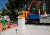 El busto restaurado de Jimnez de la Espada ya luce en el Paseo Alfonso XIII, frente al instituto que lleva su nombre