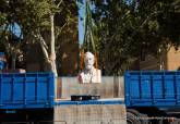 El busto restaurado de Jimnez de la Espada ya luce en el Paseo Alfonso XIII, frente al instituto que lleva su nombre