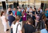 Rueda de prensa en el parking del Hospital Santa Luc�a