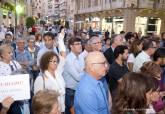 Concentracin en la plaza del Icue contra la violencia de gnero por el asesinato de una mujer en canteras a manos de su ex pareja