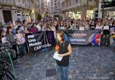 Concentracin en la plaza del Icue contra la violencia de gnero por el asesinato de una mujer en canteras a manos de su ex pareja