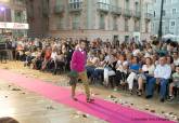 5 Desfile 'Moda en la calle' en la plaza del Palacio Consistorial