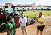 Trabajos de sustitucin del csped del estadio Cartagonova