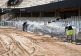 Trabajos de sustitución del césped del estadio Cartagonova