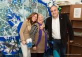 Visita de la alcaldesa y el concejal de Descentralizacin al Local Social de Los Mateos