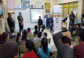 Visita del jugador Jess Cantero al colegio Vicente Medina, programas ADE y de Absentismo Escolar
