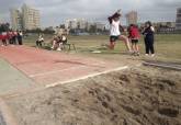 Alumnos del Hispania en la Pista Municipal de Atletismo. Programa ADE