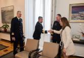 Recepción de la alcaldesa con los comandantes de la operación operación 'Sea Guardian'