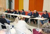 Reuni�n en el local social de Los Urrutias para informar sobre pruebas experimentales de limpieza del Mar Menor