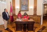 La embajadora de Costa Rica en Espa�a fue recibida en el Palacio Consistorial