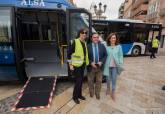 Presentacin de los nuevos autobuses ms accesibles