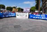 El Ayuntamiento se suma a las protestas vecinales por el Mar Menor (Murcia)