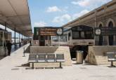 Tren de cercanas en la estacin de Cartagena