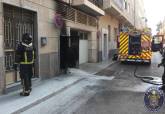Bomberos extinguen un incendio en la oficina de Correos de Urbanizacin Mediterrneo