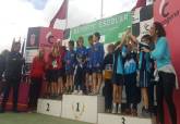 36 Cross escolar