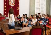 Visita alumnos IES Elcano como Escuela Embajadora del Parlamento Europeo al Palacio Consistorial