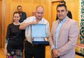 Entrega de placas a los trabajadores municipales jubilados en el último año