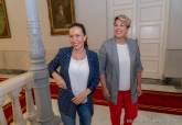 La alcaldesa, Ana Beln Castejn, y la vicealcaldesa, Noelia Arroyo, durante sus declaraciones sobre el Anfiteatro