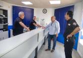 Visita de Torralba al Cuartel de la Polica Local en Cabo de Palos