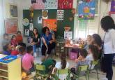 Visita concejala Educacin colegio Los Urrutias