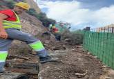 Infraestructuras trabaja en el cerro de la Concepcin, en la calle Gisbert, tras los deprendimientos provocados por la gota fra