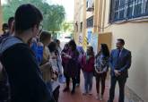 Visita concejala Educación Irene Ruiz al IES Elcano como Escuela Embajadora del Parlamento Europeo