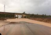 Carreteras y pasos inundados en el camino del Sifn, carretera de La Gua y Santa Ana