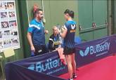 La jugadora Mar�a Xiao junto al entrenador Jes�s Cantero