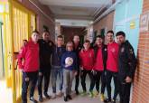 Encuentro del programa ADE entre el Jimbee CT fútbol sala y los alumnos del Ciudad Jardín