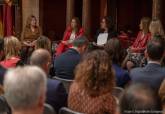 Mesa redonda por el 8 de marzo, día Internacional de la Mujer
