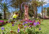 Estatua Pu�o Jardines 8M Mujer