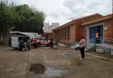 Proteccin Civil lleva kits de comida y productos bsicos a familias del barrio de Santa Luca