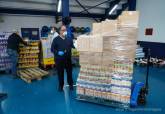 Donación de alimentos de COEC para colaborar con el centro de emergencia social municipal