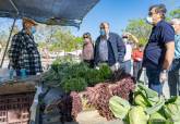 Reapertura del mercadillo de Barrio Peral en la fase 1 de desescalada