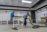 Limpieza y desinfeccin de las instalaciones del Cartagonova para la vuelta de los entrenamientos