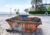 Limpieza este verano en las playas de Los Urrutias y Punta Brava