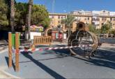 Parques infantiles precintados por el Ayuntamiento